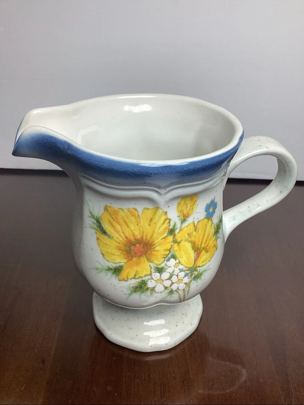 Mikasa Yellow Amy Pattern CA503 Country Club Creamer